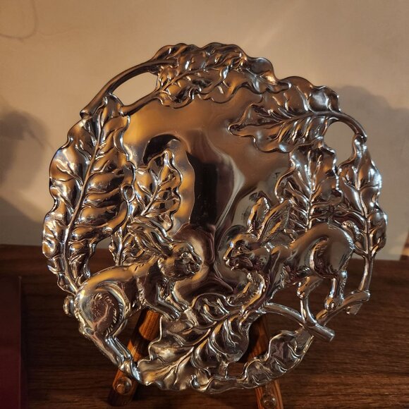 Arthur Court Designs Bunny Aluminum Trivet Year 2000 Decorative & Functional Lea - Picture 2 of 6